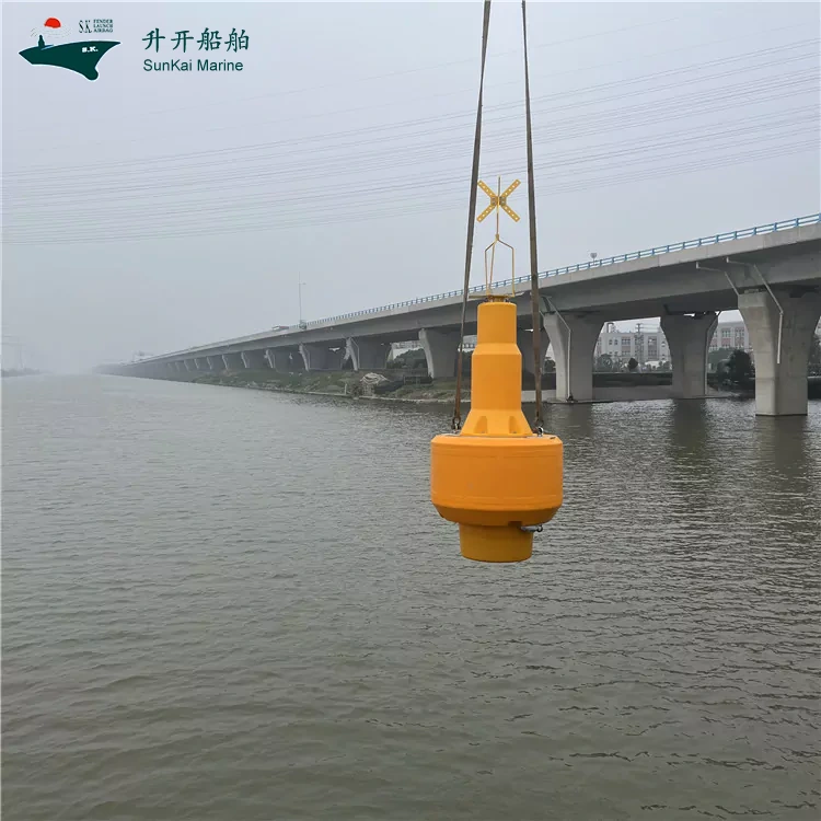 ทุ่นทางทะเลรับประกันความปลอดภัยและการนำทางในท่าเรือที่พลุกพล่านได้อย่างไร